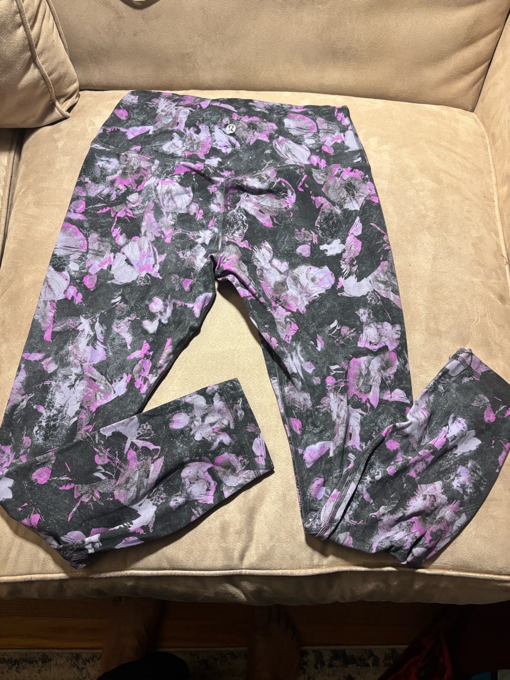 Lululemon Wunder Under Blush Blossom Floral Leggings Size 8 Purple Black